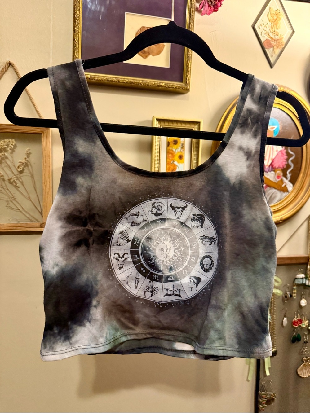 Tie-Dye Zodiac Crop Tank Top - Gray/Black
